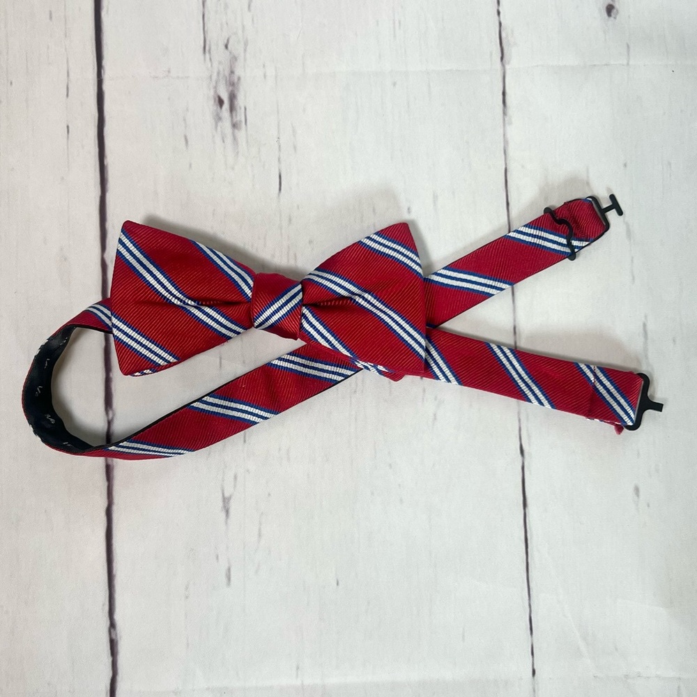 Saddlebred Red & Blue Striped 100% Silk Bow Tie | Preppy Adjustable Patriotic